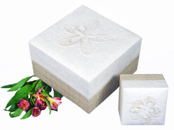Embrace Earthurn (Beige and White) Biodegradable Urns
